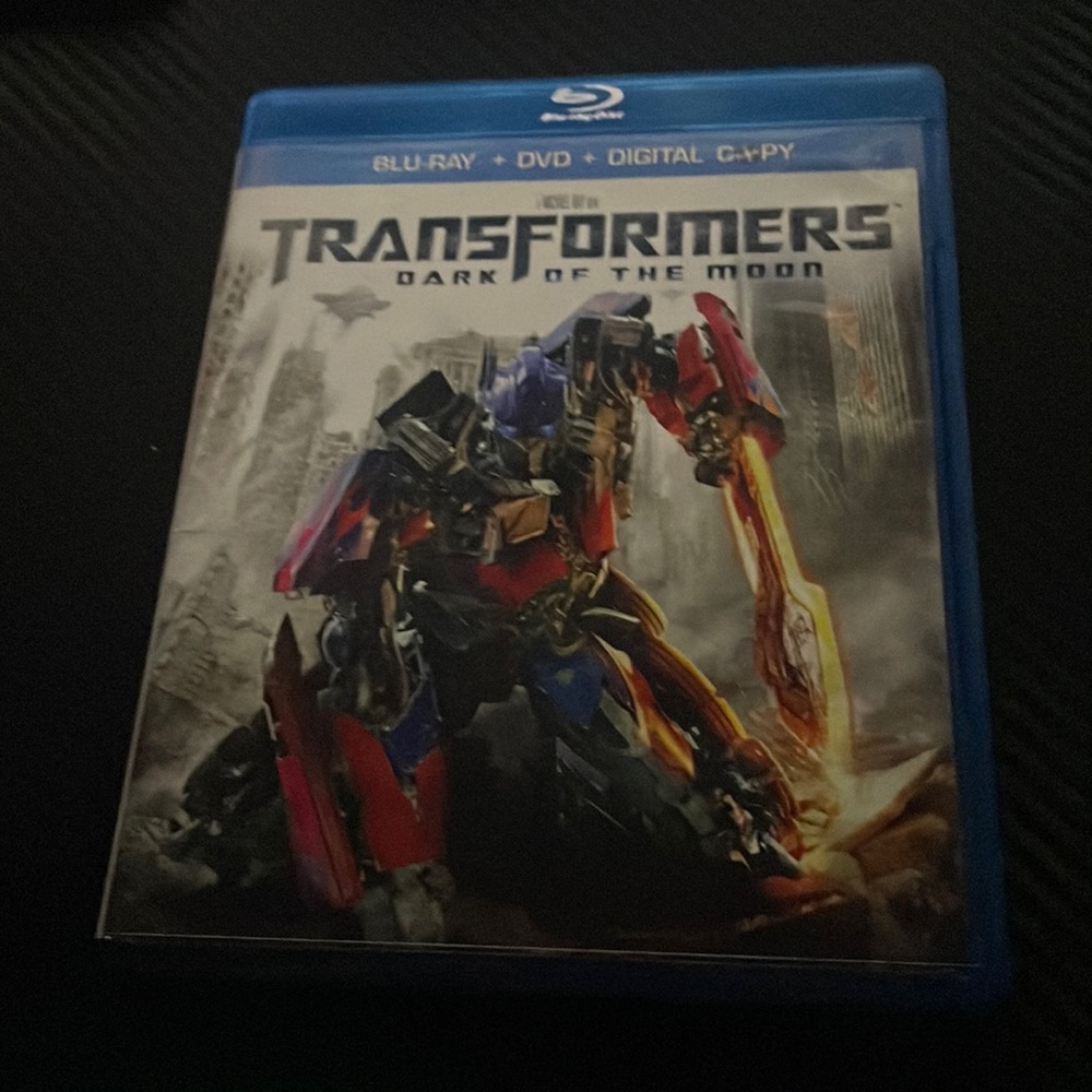 Transformers dark of the moon movie